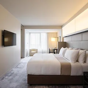 Hotel Realm, Canberra