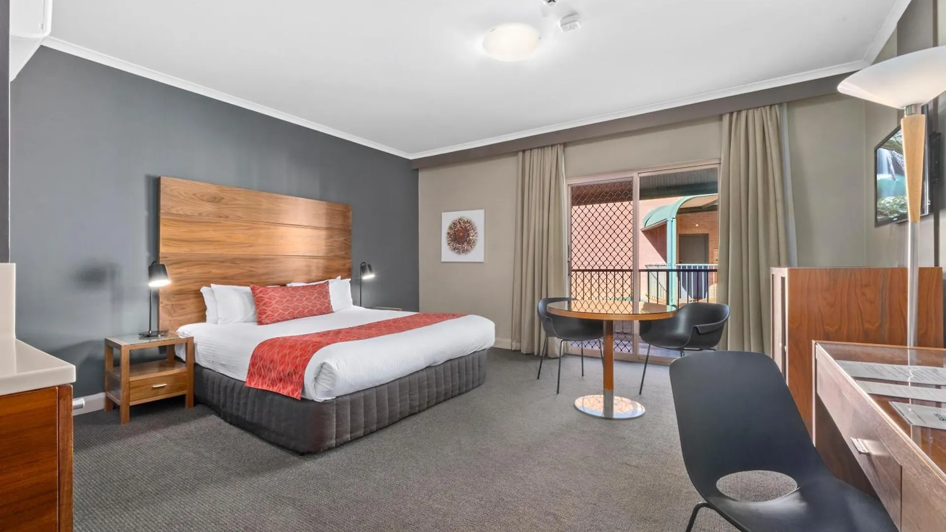 Quality Hotel Dickson Canberra