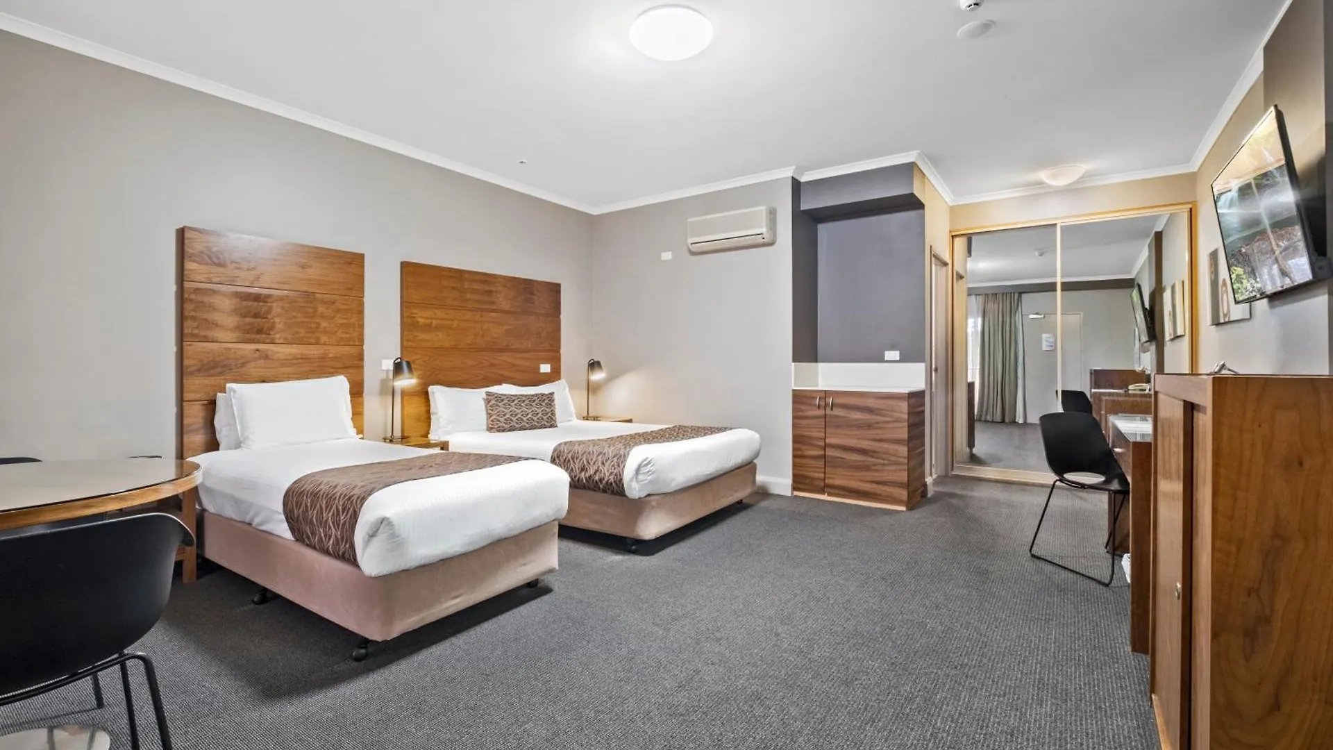 Quality Hotel Dickson Canberra Australia