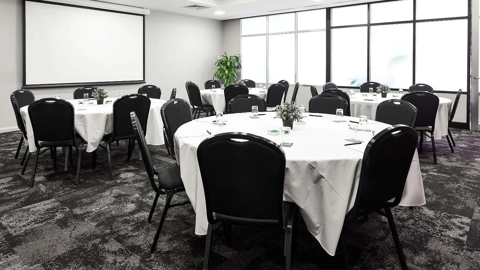Quality Hotel Dickson Canberra