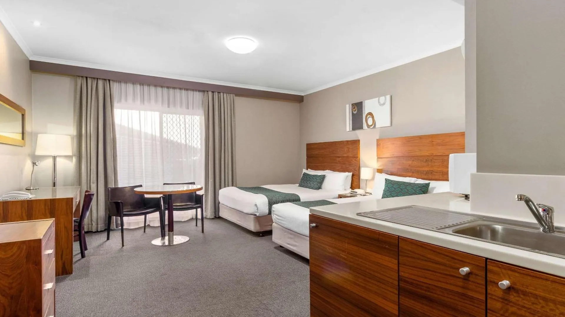 Quality Hotel Dickson Canberra