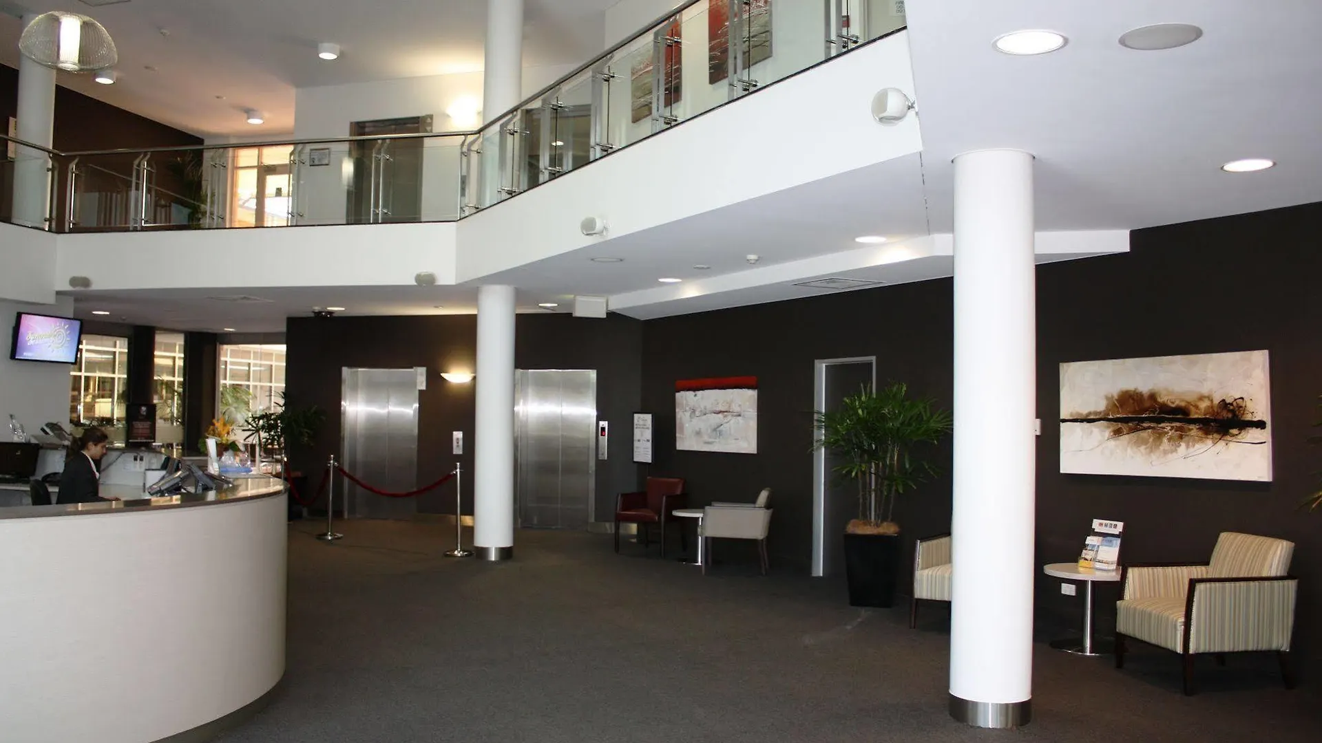 Quality Hotel Dickson Canberra 4*,  Australia